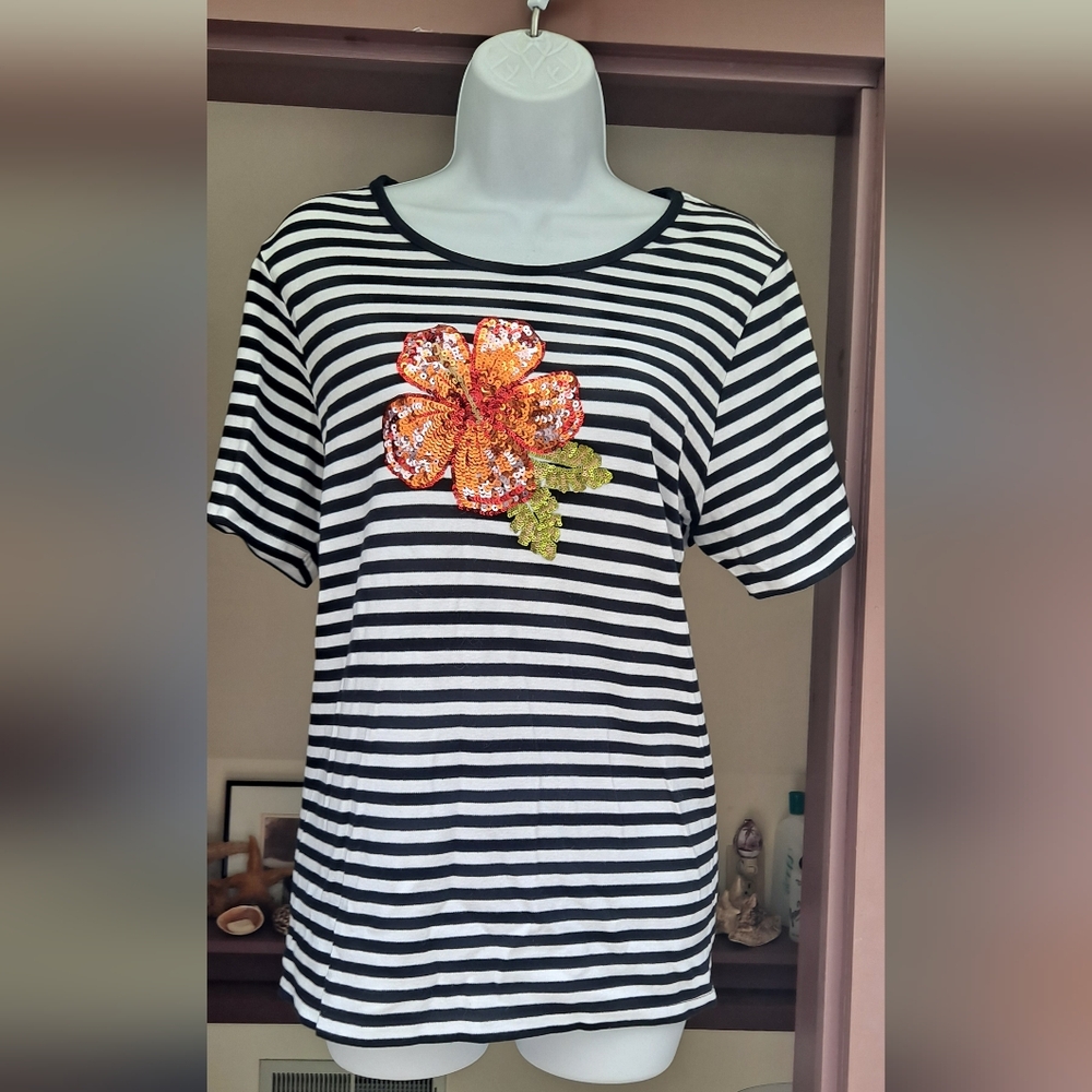 Quacker Factory Black White Striped Tee-shirt Orange Sequin Flower LARGE